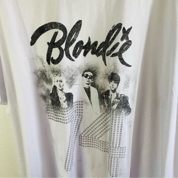 Blondie 74 White Black Graphic Tee - Picture 2 of 3